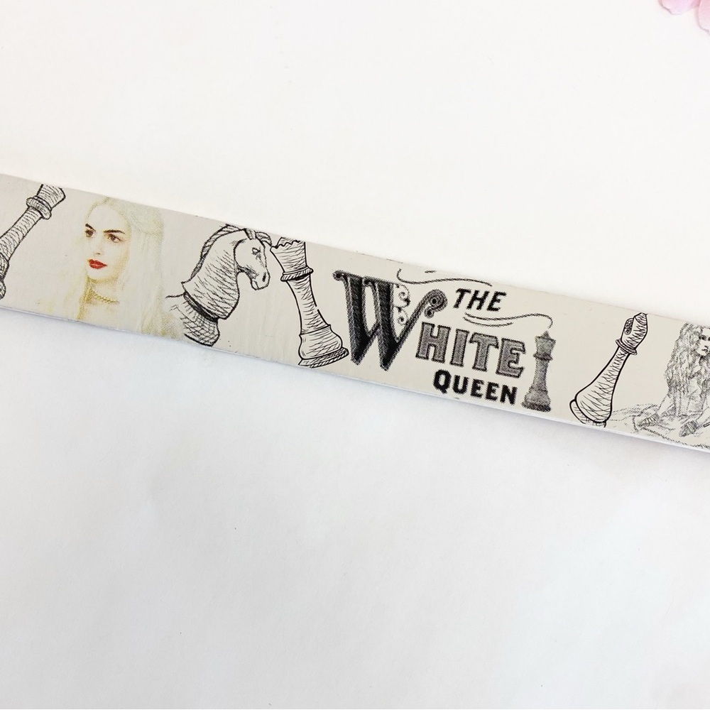 Disney White Queen Alice In Wonderland Reversible Leather Belt - Picture 5 of 13